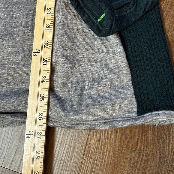 ICE BREAKER 100% New Zealand Merino Wool Grey & Black 3/4 Zip Sweater L - Picture 8 of 9
